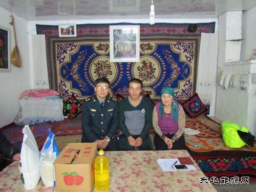 民族团结一家亲，走访入户得民心