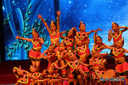 浙江省余姚市举行第七届青少年迎春文艺晚会