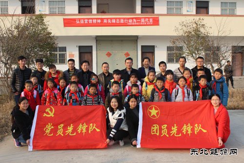 中建市政邳州271项目党支部、团支部积极开展学雷锋志愿服务活动