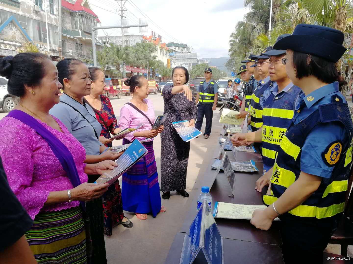 云南西双版纳路政支队安排“扫黑除恶”工作