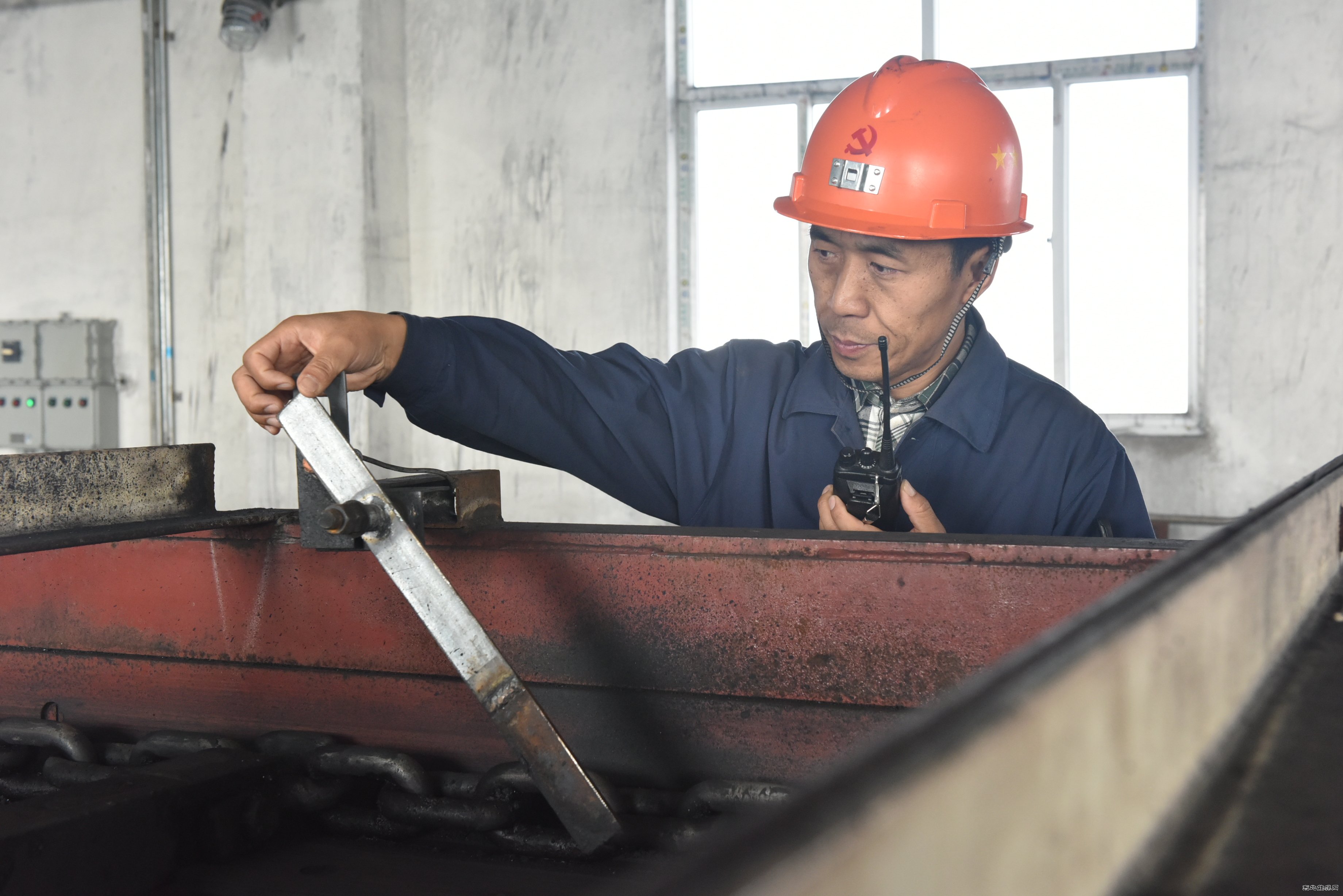 洗煤厂的奇妙夜 ——刮板机的“自秀”