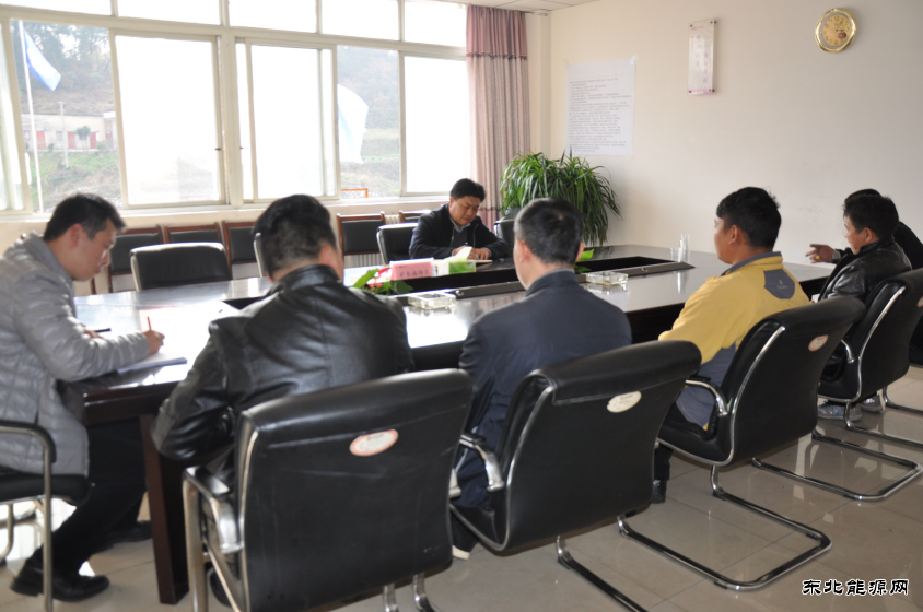 高山煤矿：开展“矿长接待日”活动