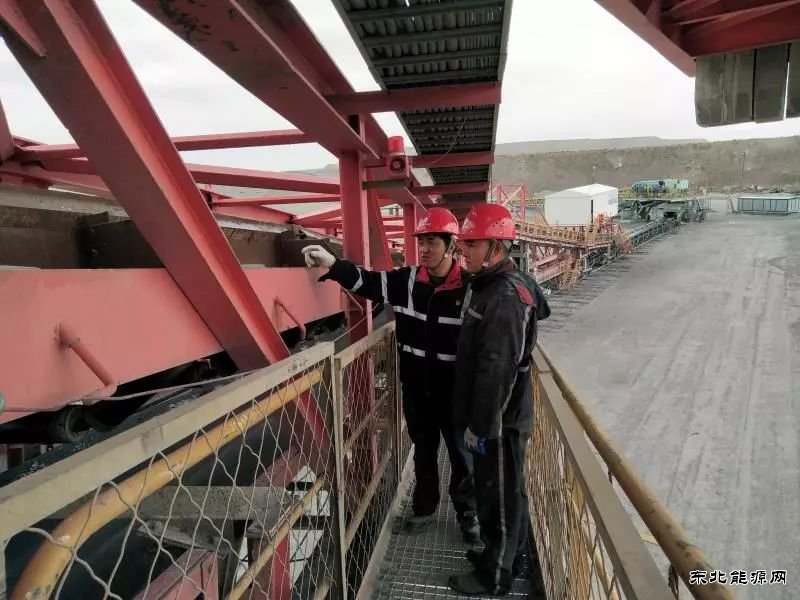 内蒙古南露天煤矿剥离运行部多举措打响春检“攻坚战”