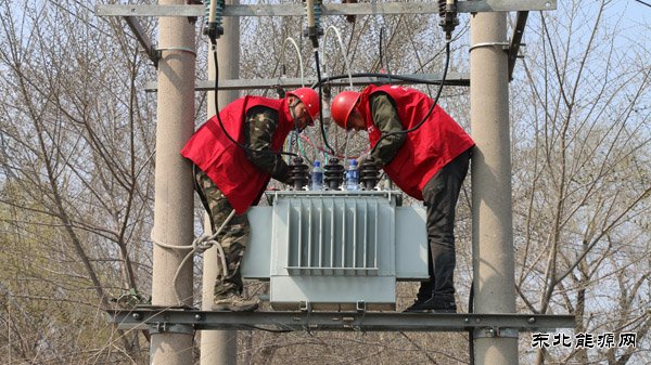 汤原供电公司：发挥优势 助力脱贫办实事