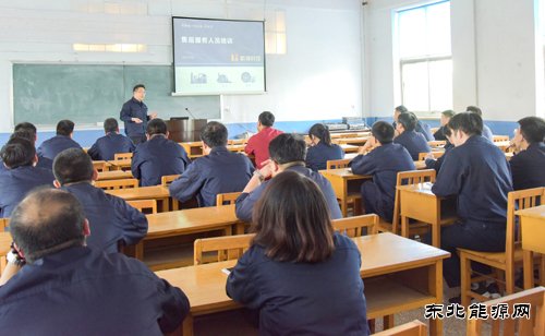 航锦科技组建售后服务技术人才库