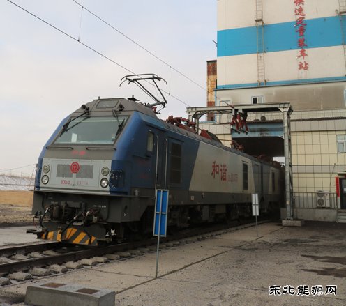 两手抓 两不误，抗疫、保供双丰收