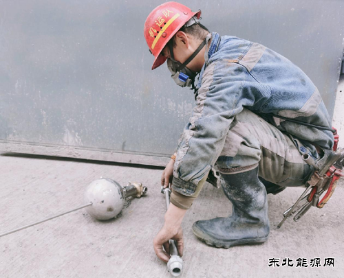 陕北矿业涌鑫公司：小改小革打好降本增效 “金算盘”