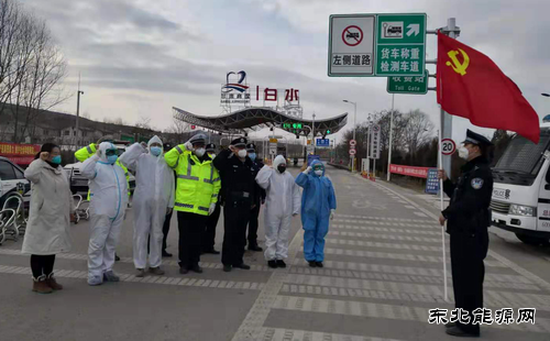 党旗飘扬明灯闪