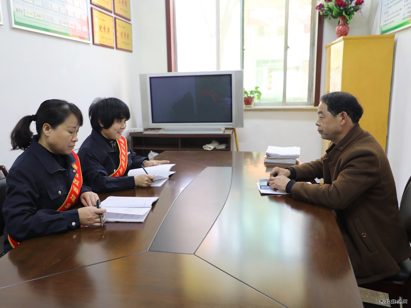 蒲白西固煤业：铿锵玫瑰 情洒煤海