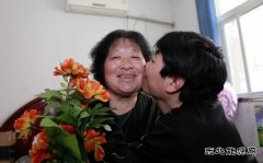 我给妈妈一个吻