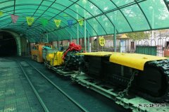 下石节矿得力干将EBZ—160型综掘机投入井下使用