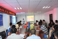 乌鲁木齐东二环二标一分部进行“消防安全知识培训”