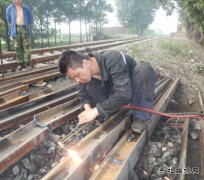 牛儿庄采矿公司巧用旧轨道制作调口料节约费用50万