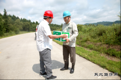 兴凯湖电业局：局工会开展防暑降温慰问活动