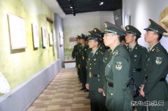 不忘初心  致敬英雄