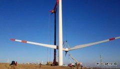 定边风电：张家山三期首台风机顺利吊装