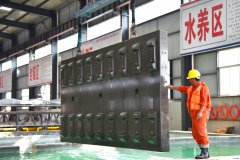 中铁二十一局： 江西昌赣客专12标预制高铁轨道板突破万块大关