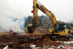 山东鲁南高铁团月山隧道开工