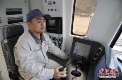 中国将拓展乐博体育国际合作 推进五大油气合作区开发