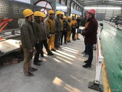 “班前十分钟”  安全质量保全天