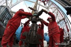 大庆钻探钻技一公司“一井一策”固井质量高