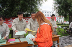 兴凯湖电业局：安兴供电电力安全宣传“赶大集”