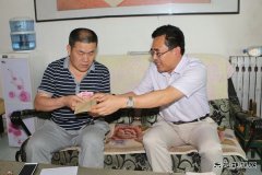 下石节矿党政领导节前慰问困难党员将组织的温暖送到他们的心坎上