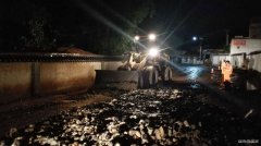 武山公路管理段夜战水毁保畅通