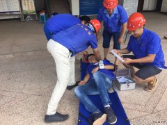 重庆乐博体育川九公司：开展夏季中暑事故应急救援演练