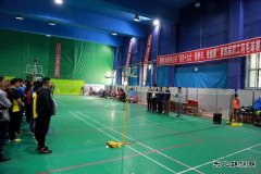 佳木斯供电公司举办“喜迎十九大●我参与、我健康”羽毛球赛