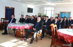 兴凯湖电业局：组织全局干部职工集中收听收看党的十九大盛况