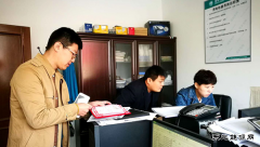 兴凯湖电业局：省电力公司客服部到青山供电对行业服务明星进行测