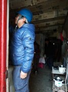 会泽金钟供电所电力小服务冬暖独居老人