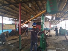 中煤新集楚源公司：“液压U型棚起吊机”项目验收促发展