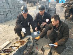 七矿公司向阳矿成功研发爬地板机组无人操作采煤工艺