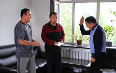 兴凯湖电业局：局领导班子成员走访慰问老党员和困难党员