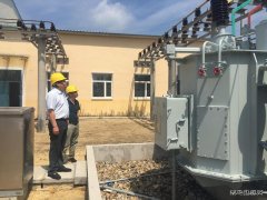 兴凯湖电业局局长陈殿军以“四不两直”方式到卫星供电检查工作