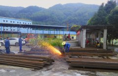 贵州月亮田矿：为13采区综采工作面做准备