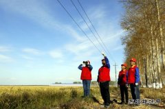 富锦供电公司：为秋收保电护航