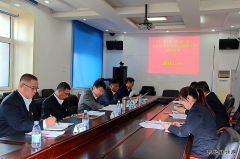 兴凯湖电业局：召开党委理论学习中心组第八次集中学习会