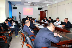 兴凯湖电业局：召开党委理论学习中心组第九次（扩大）集中学习会