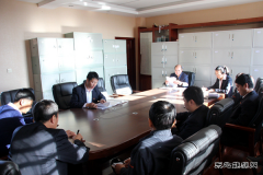 兴凯湖电业局：生产支部组织各部门学习《23条》和事故快报