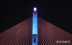 黄金水道上的大桥   见证省西双版纳历史跨越