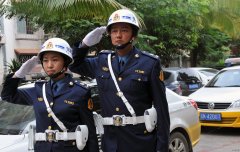 云南西双版纳路政支队试行行政许可申请人信用承诺制度