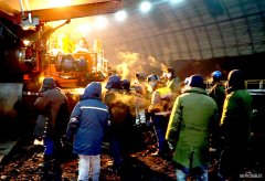 绥化热电公司：与风雪战斗保煤炭供应