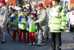 大唐绥化热电有限公司：开展学雷锋志愿服务 用心搭建“爱心”桥