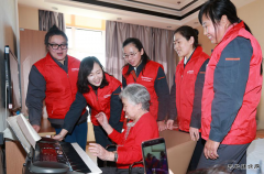 庆“三八”：兴凯湖公司到老年服务中心开展慰问活动