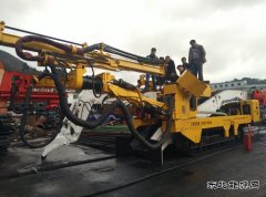 高山煤矿：开展岩巷钻装锚机组实操培训