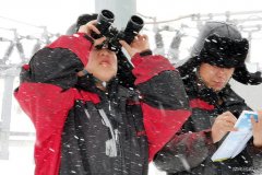 新乐博体育通辽公司：雪中“特巡”查隐患保发电