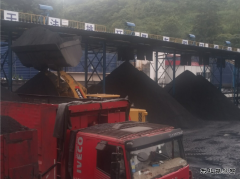 高山煤矿：日销售创新高